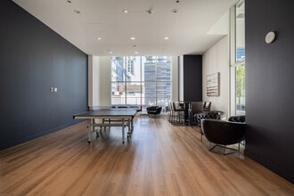 1055-1055 Rue Lucien-L'Allier in Montréal, QC - Building Photo - Building Photo