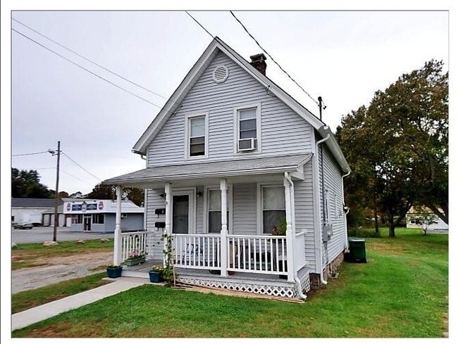 property at 23 Boston Post Rd