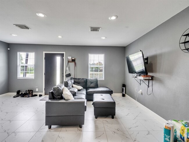 731 1/2-40th 1/2 E 40th St in Houston, TX - Building Photo - Building Photo