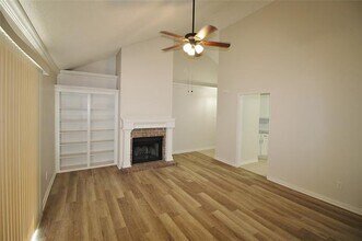 605 McMackin St in Cedar Hill, TX - Building Photo - Building Photo