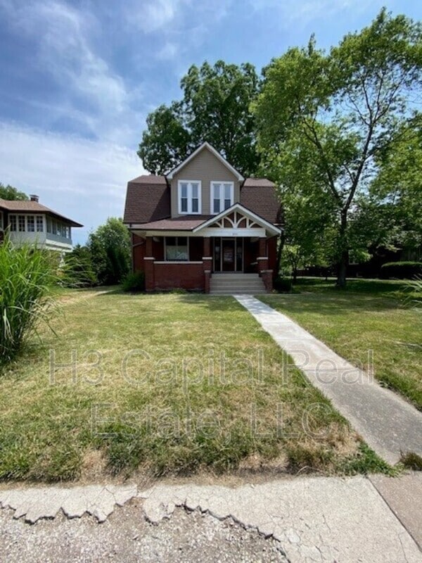property at 3311 W Main St