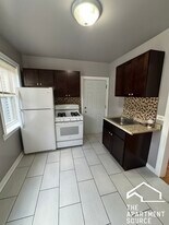 4027 W Melrose St in Chicago, IL - Building Photo