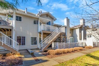 20 Academy Ct in Bedminster, NJ - Building Photo - Building Photo