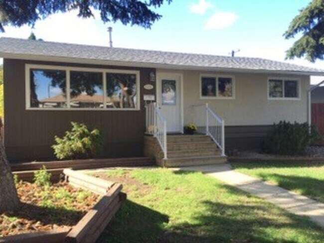 10434-10164 164 St NW in Edmonton, AB - Building Photo - Building Photo