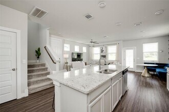 7502 Chesapeake Rail Ln in Austin, TX - Building Photo - Building Photo