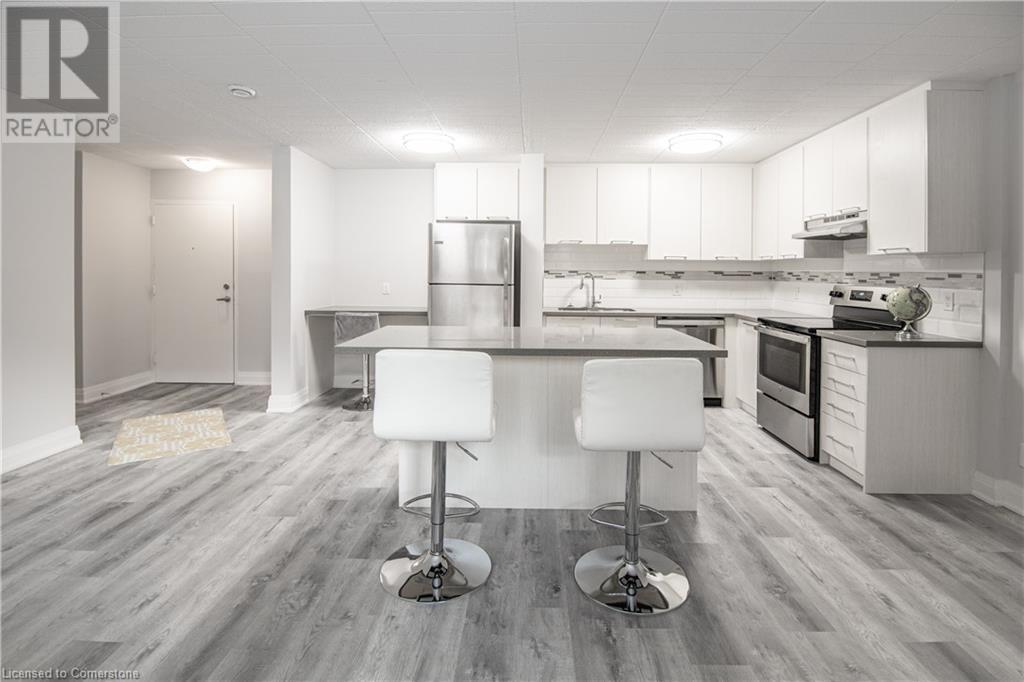 6287 O'Neil St in Niagara Falls, ON - Building Photo