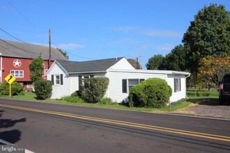 1021 Church Rd in Hatfield, PA - Building Photo - Building Photo