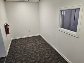 19 W Water St in Canonsburg, PA - Building Photo - Building Photo