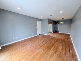 181 Camden St, Unit 2 in Newark, NJ - Building Photo