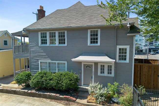 property at 4037-4039 Roswell St