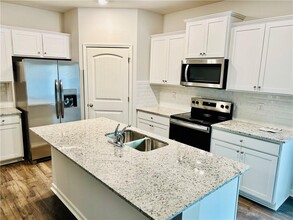 380 Stoneybrook Dr in Dahlonega, GA - Building Photo - Building Photo