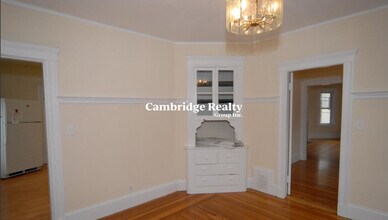 21 Peabody St, Unit T in Newton, MA - Building Photo - Building Photo