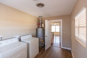 1308 Mountain View Ave in Alamogordo, NM - Building Photo - Building Photo