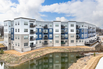 Hayden Grove in St. Anthony, MN - Building Photo - Building Photo