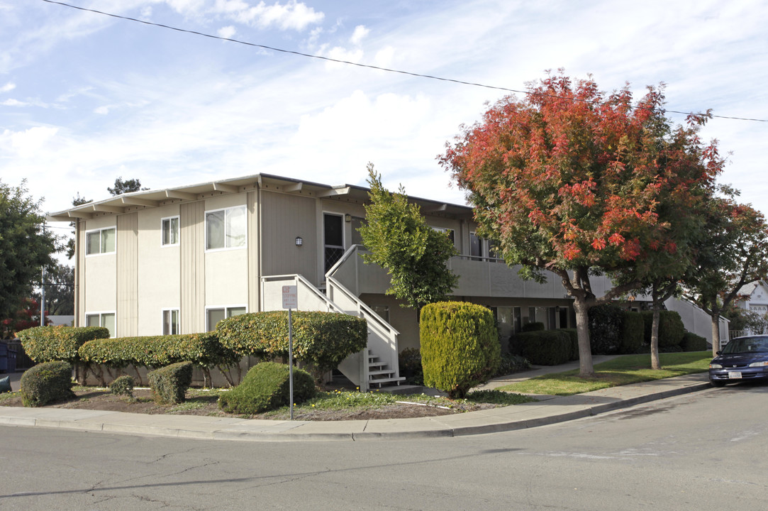 47687 Mardis St in Fremont, CA - Building Photo