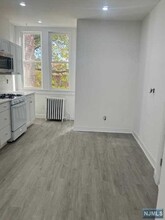 9050 Palisade Pl in North Bergen, NJ - Building Photo - Building Photo