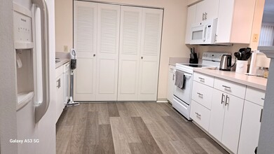 4417 Tecumseh Trail in Sarasota, FL - Building Photo - Building Photo