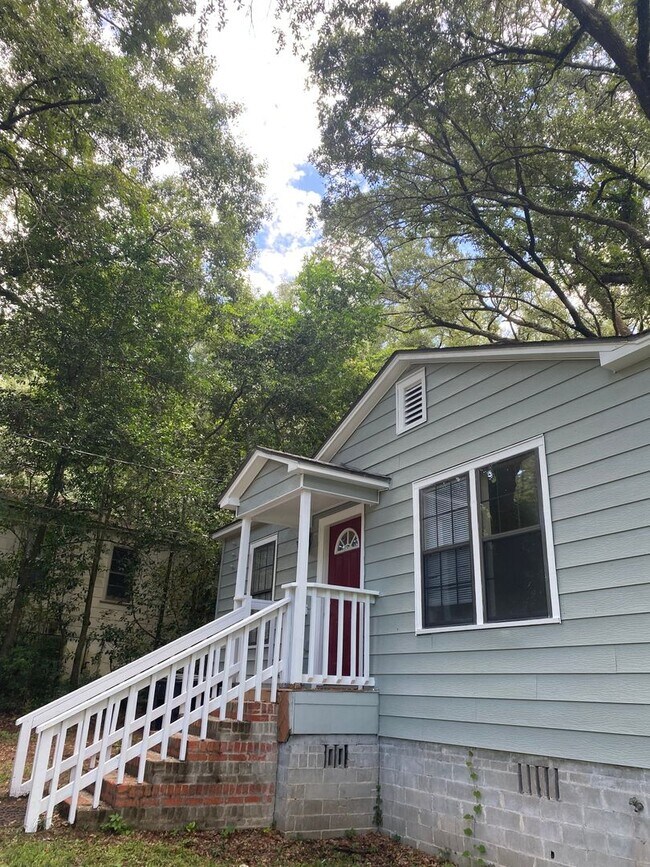 1501 Proctor St in Tallahassee, FL - Building Photo - Building Photo