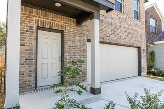 6806 Prue Rd in San Antonio, TX - Building Photo - Building Photo