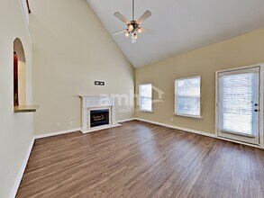 2186 Gold Valley Dr in Murfreesboro, TN - Building Photo - Building Photo