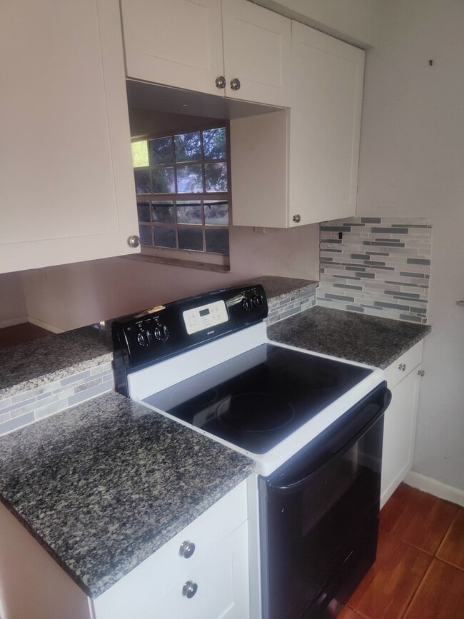 2603 Walker Dr in Fort Pierce, FL - Building Photo - Building Photo