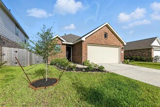 19248 Via Nizza Ln in Roman Forest, TX - Building Photo - Building Photo
