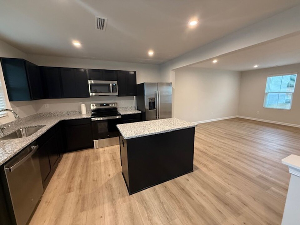 5597 Knox Ln in Kannapolis, NC - Building Photo
