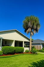 118 Admiral Cir in Sebastian, FL - Building Photo - Building Photo