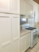 6574 Del Playa Dr in Isla Vista, CA - Building Photo - Building Photo