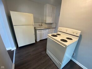 1308 N Chester Ave in Indianapolis, IN - Building Photo - Building Photo