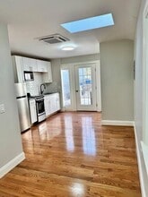 71 E George St in Providence, RI - Foto de edificio - Building Photo