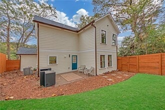 3637 Elm St in Atlanta, GA - Building Photo - Building Photo