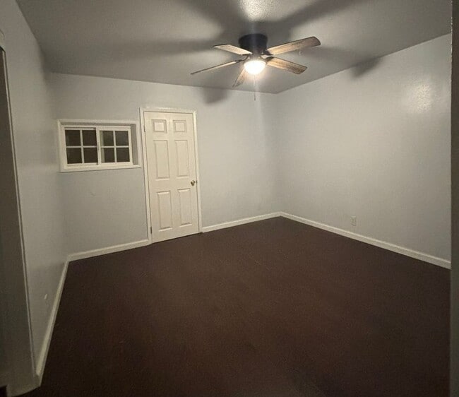 12 S Wendy Dr in Thousand Oaks, CA - Foto de edificio - Building Photo