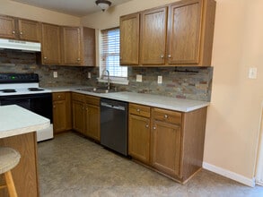 562 Wood Duck Dr in Manheim, PA - Foto de edificio - Building Photo