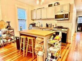 56 Mansfield St in Boston, MA - Building Photo