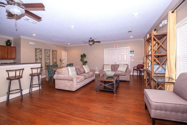 Berwood Apartments in Jackson, MS - Foto de edificio - Building Photo