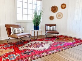 109 W Maple St in Johnson City, TN - Building Photo