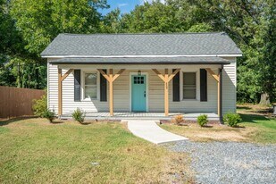 809 Delane St in Kannapolis, NC - Building Photo