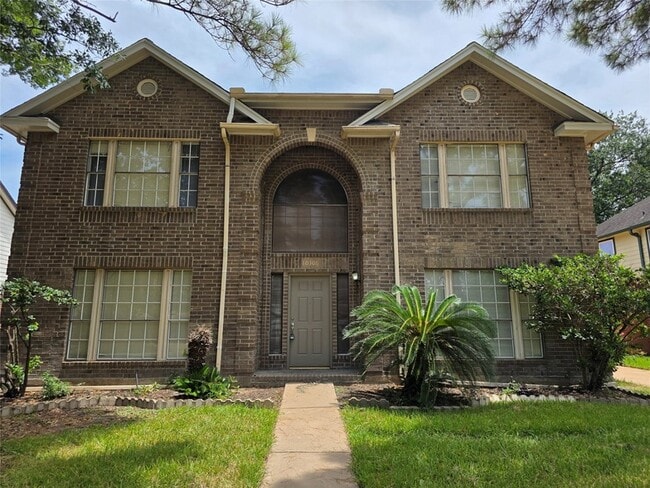 10306 Jockey Club Dr in Houston, TX - Building Photo - Building Photo