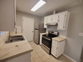 2803 Pompeii St in Brownsville, TX - Building Photo - Building Photo