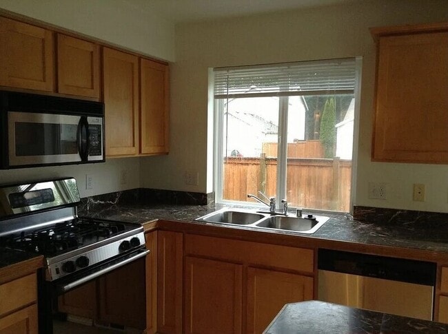 12805 169th St Ct E in Puyallup, WA - Building Photo - Building Photo