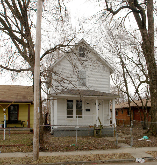 142 Stevens Ave in Columbus, OH - Building Photo - Building Photo