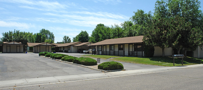 Garfield Square in Boise, ID - Building Photo - Building Photo