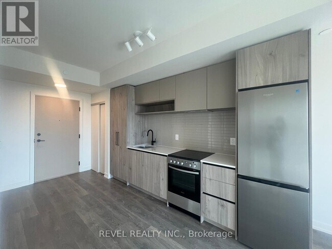 property at 181-181 Sterling Rd