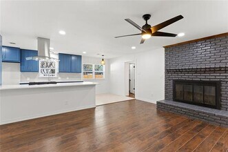 3622 Douglas Dr in Garland, TX - Building Photo - Building Photo