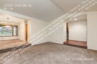 13509 14th Dr SE in Mill Creek, WA - Building Photo - Building Photo