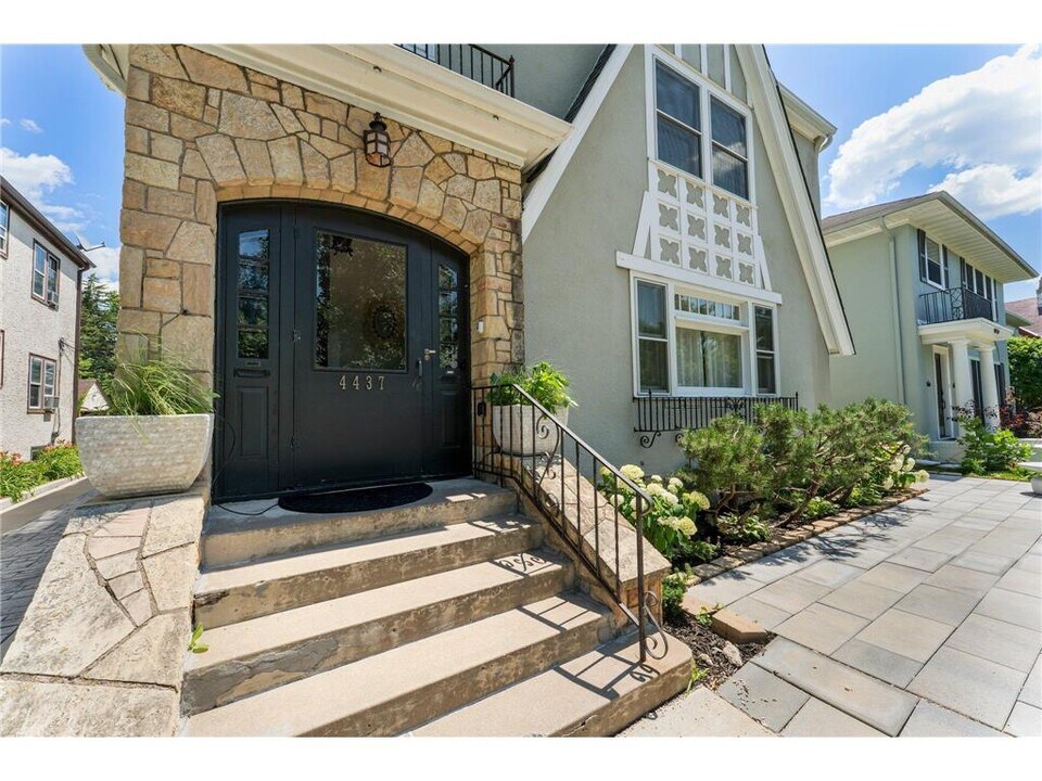4437 Vincent Ave S in Minneapolis, MN - Building Photo
