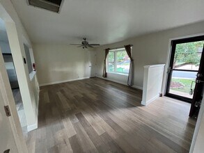 6594 Estes St in Arvada, CO - Foto de edificio - Building Photo