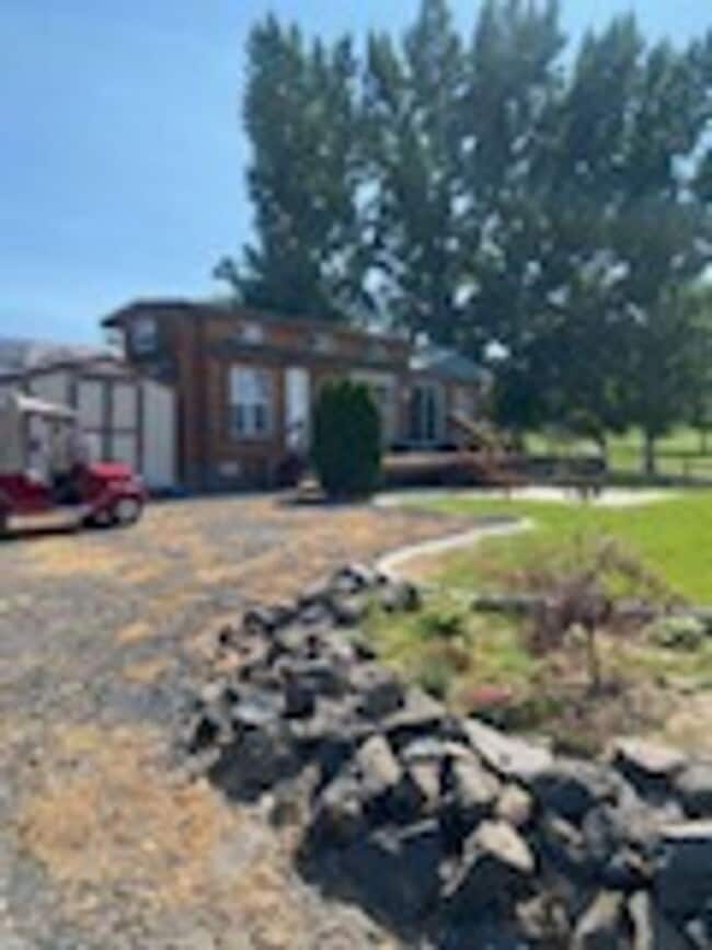 property at 7037 WA-262