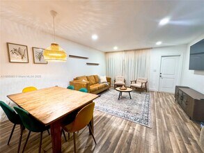 1671 NE 142nd St in North Miami, FL - Building Photo - Building Photo